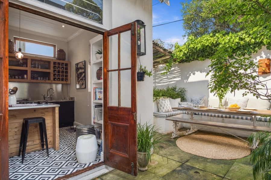 3 Bedroom Property for Sale in Tamboerskloof Western Cape